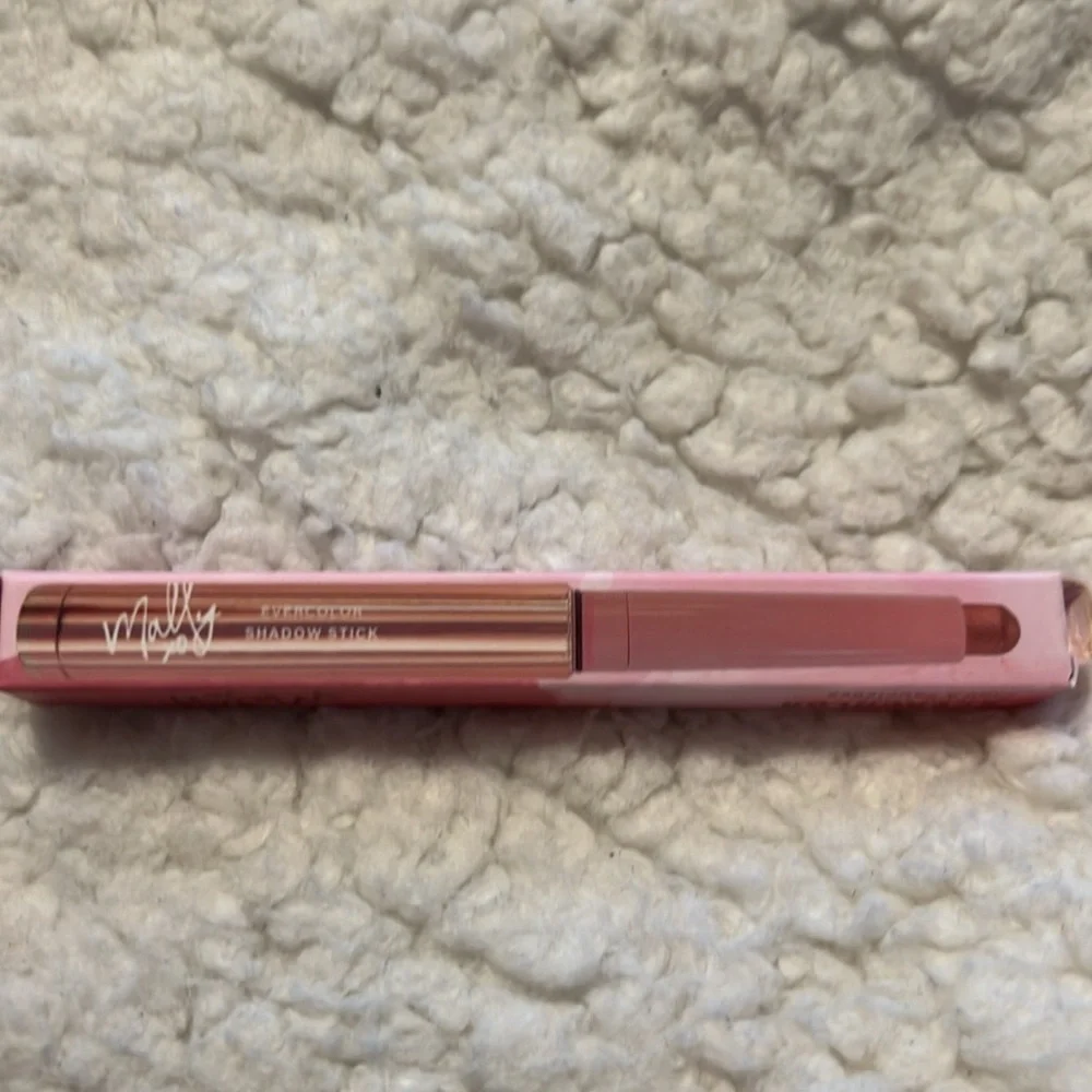 👁️ Mally evercolor shadow stick